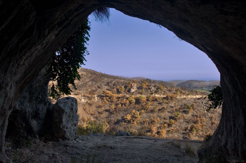 Damianos Cave. Et kig indefra hulen.
